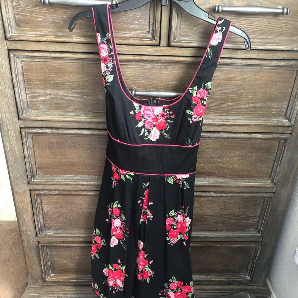 Black and Pink summer dress Size 9